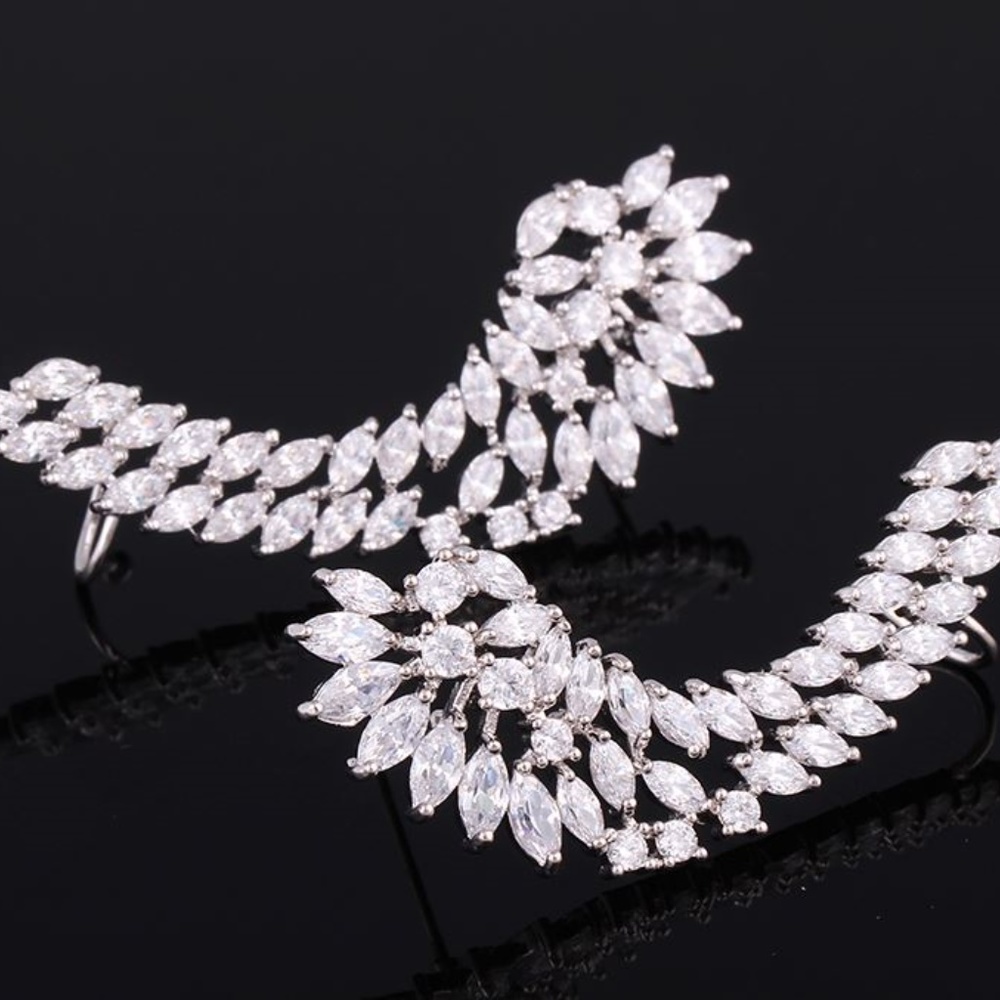 Gorgeous 925 Silver Post Cubic Zircon Angel Wings - Picture 3 of 8